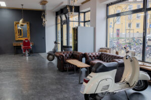Der Barbershop ist stilvoll eingerichtet...