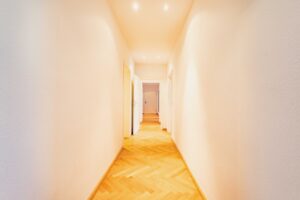 Gesamter Flur mit Einang