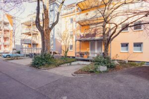 Innenhof und Hintereingang