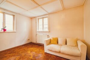 Wohnzimmer EG mit Echtholzboden