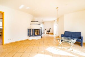 ...mit herrlichem Kamin.