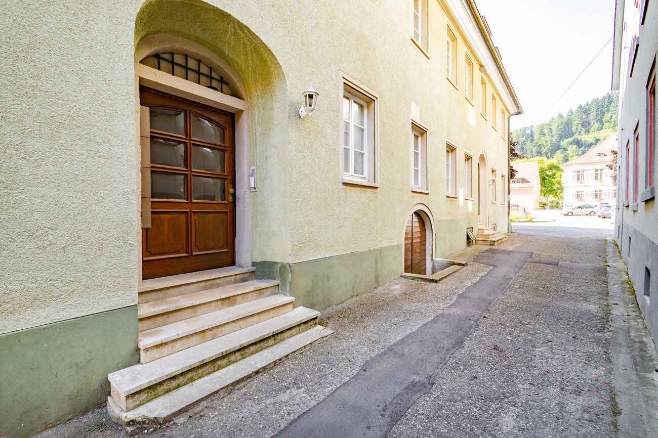 Eingang Wohnhaus