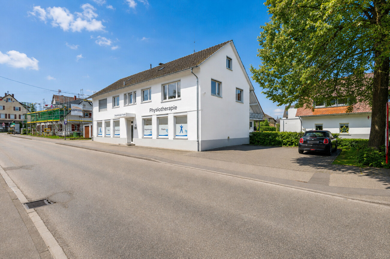 Straßenansicht