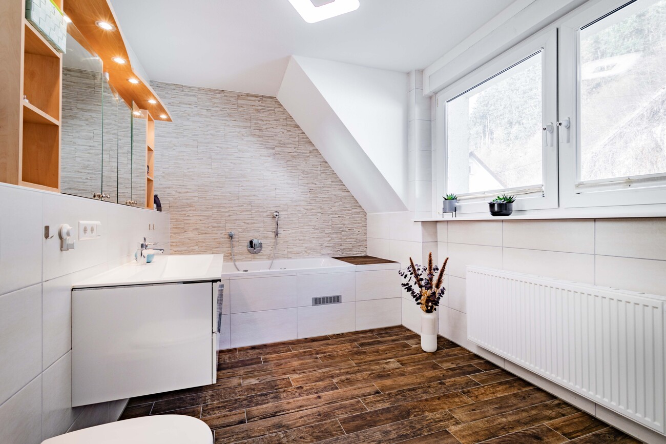 Hauptbadezimmer - 2.OG