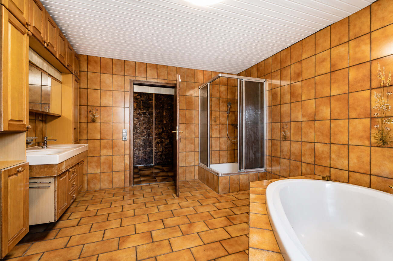 Badezimmer leer