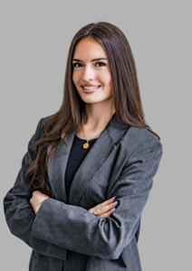 Frau Melisa Krasniqi