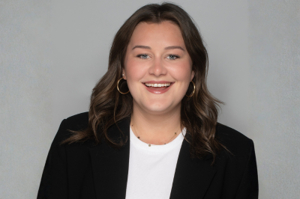 Frau Anna-Lena Thoma 